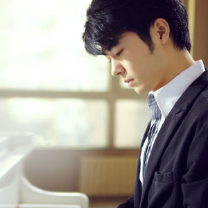 成人午夜免费播放
